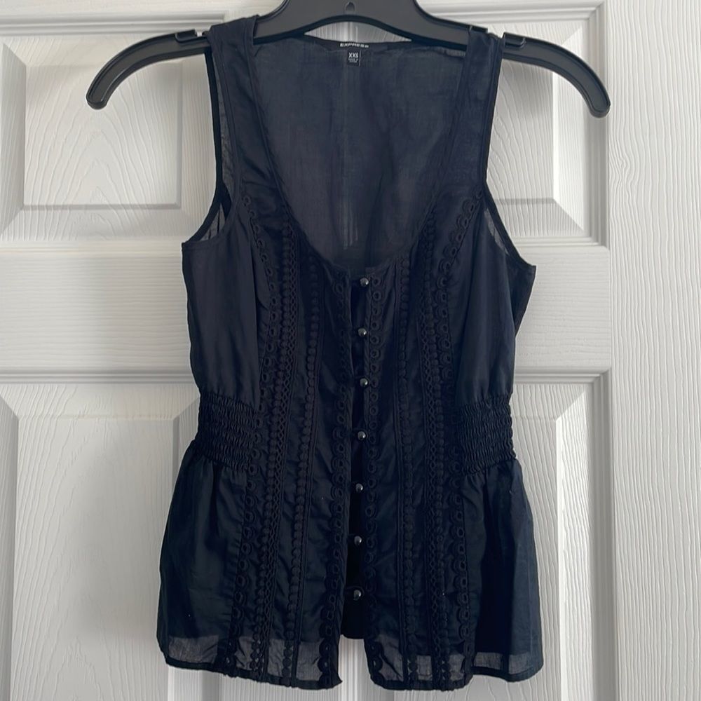 Black peplum button up tank top
